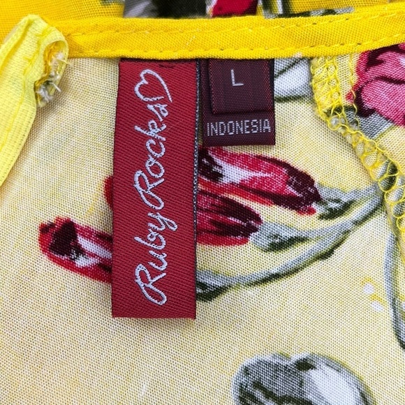 Ruby Rocks Yellow Floral Print 3/4 Sleeve Lightweight Dress - Picture 6 of 7